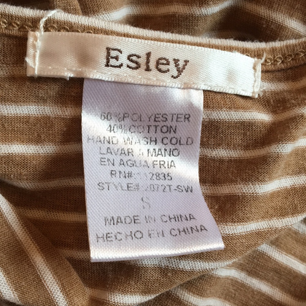 ESLEY Ruffled Tank Top - Picture 5 of 5